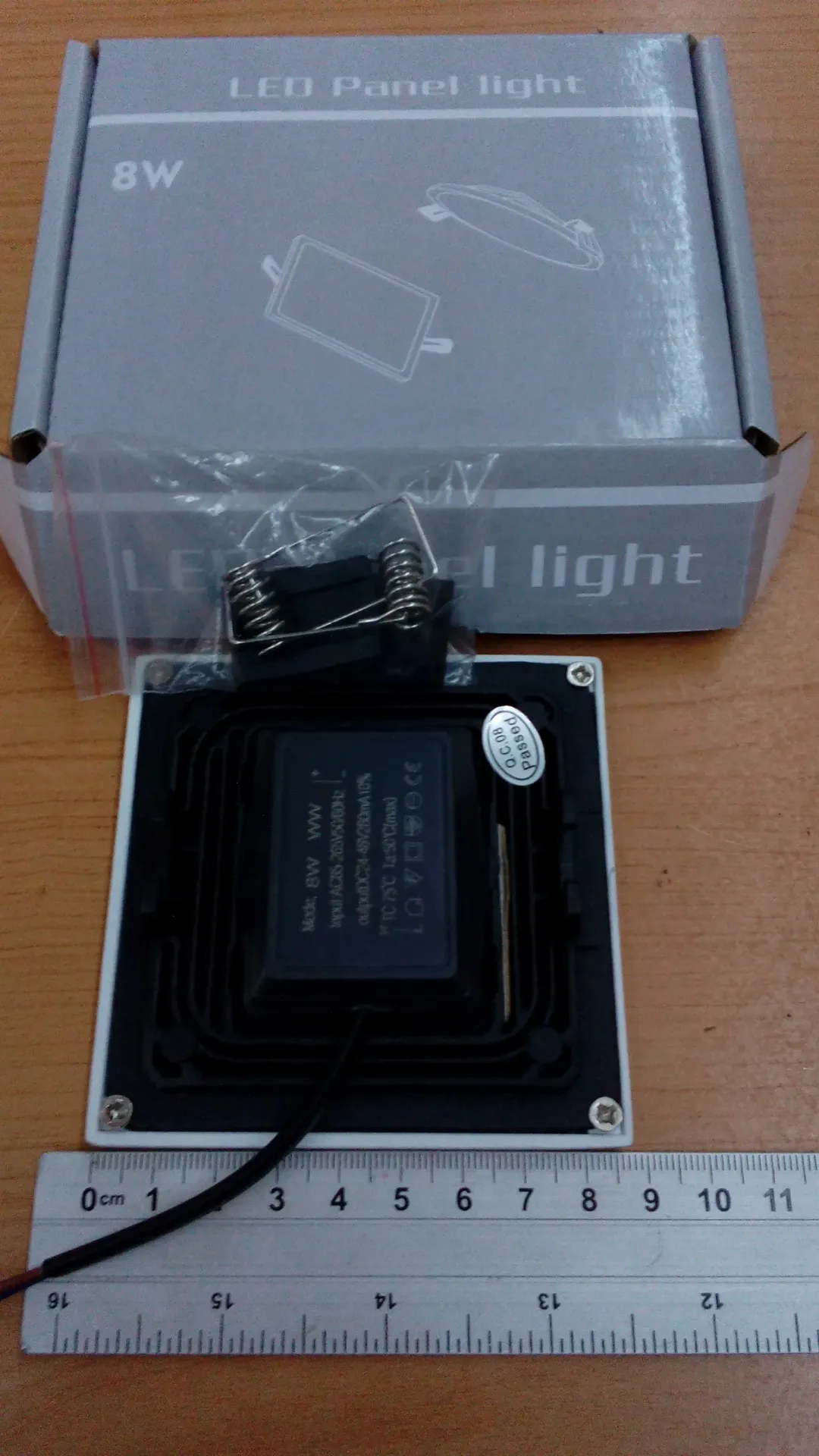 [LB9WLPICBF] Panel LED integrado, Cuadrado, 8W, Blanco Frío